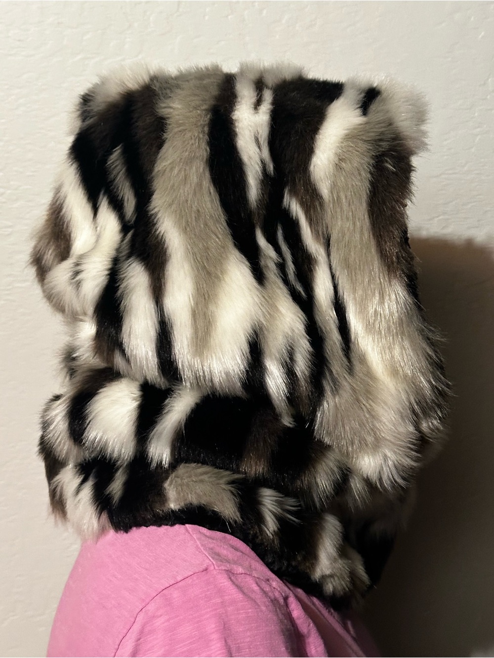 Women, men Faux Fur Hooded Snood in Black, White & Gray